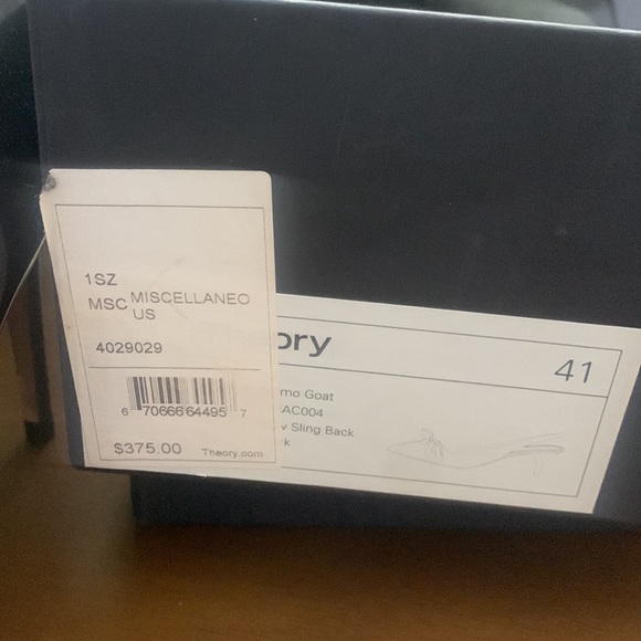 Theory black pumps, size 41 - Picture 4 of 6